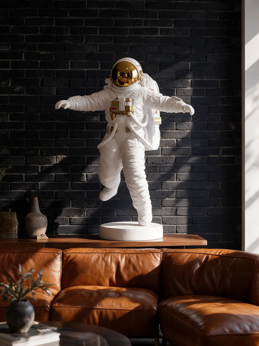 Moon Man: Im Wohnzimmer