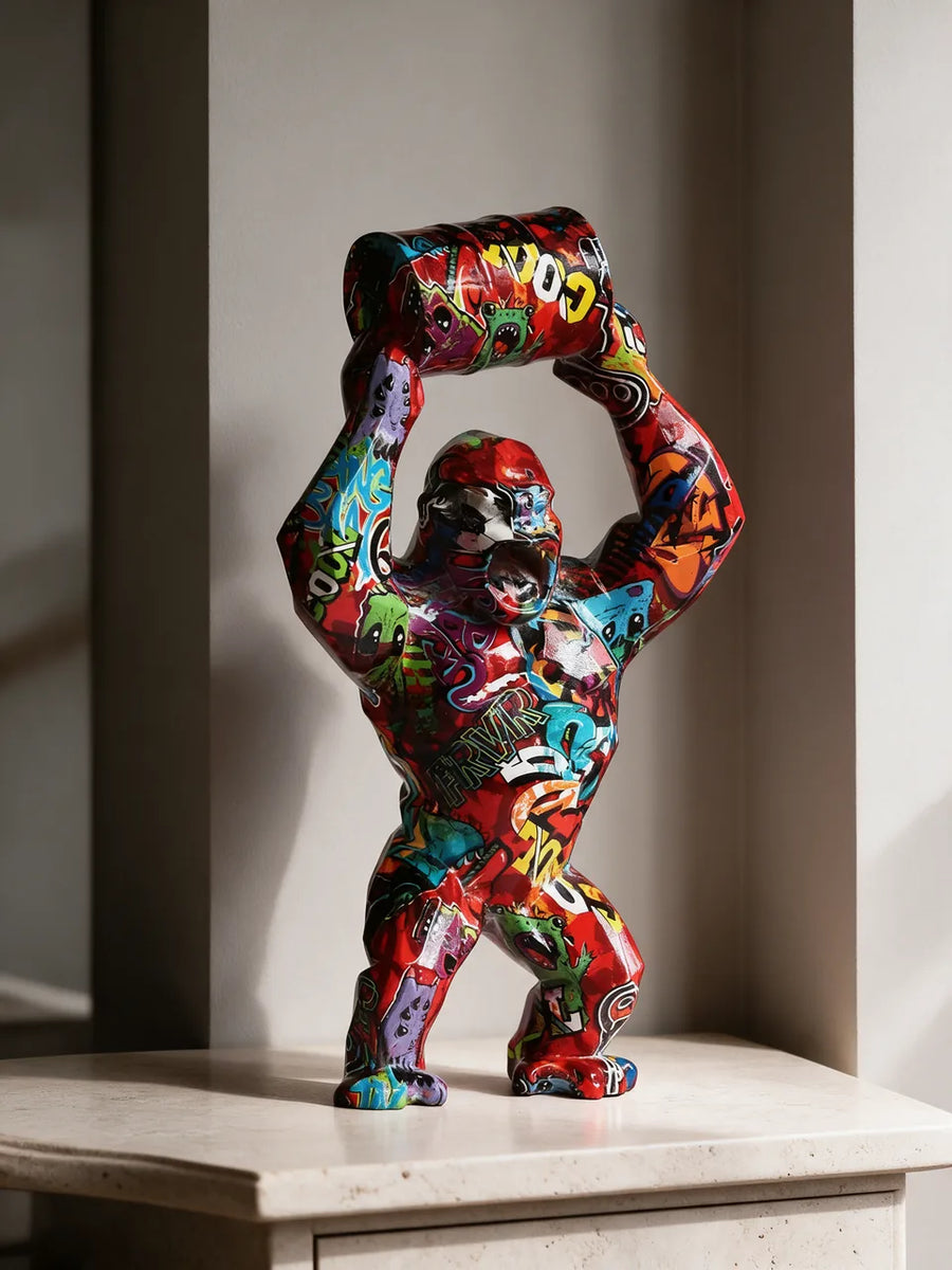 Graffiti King Kong: Living room