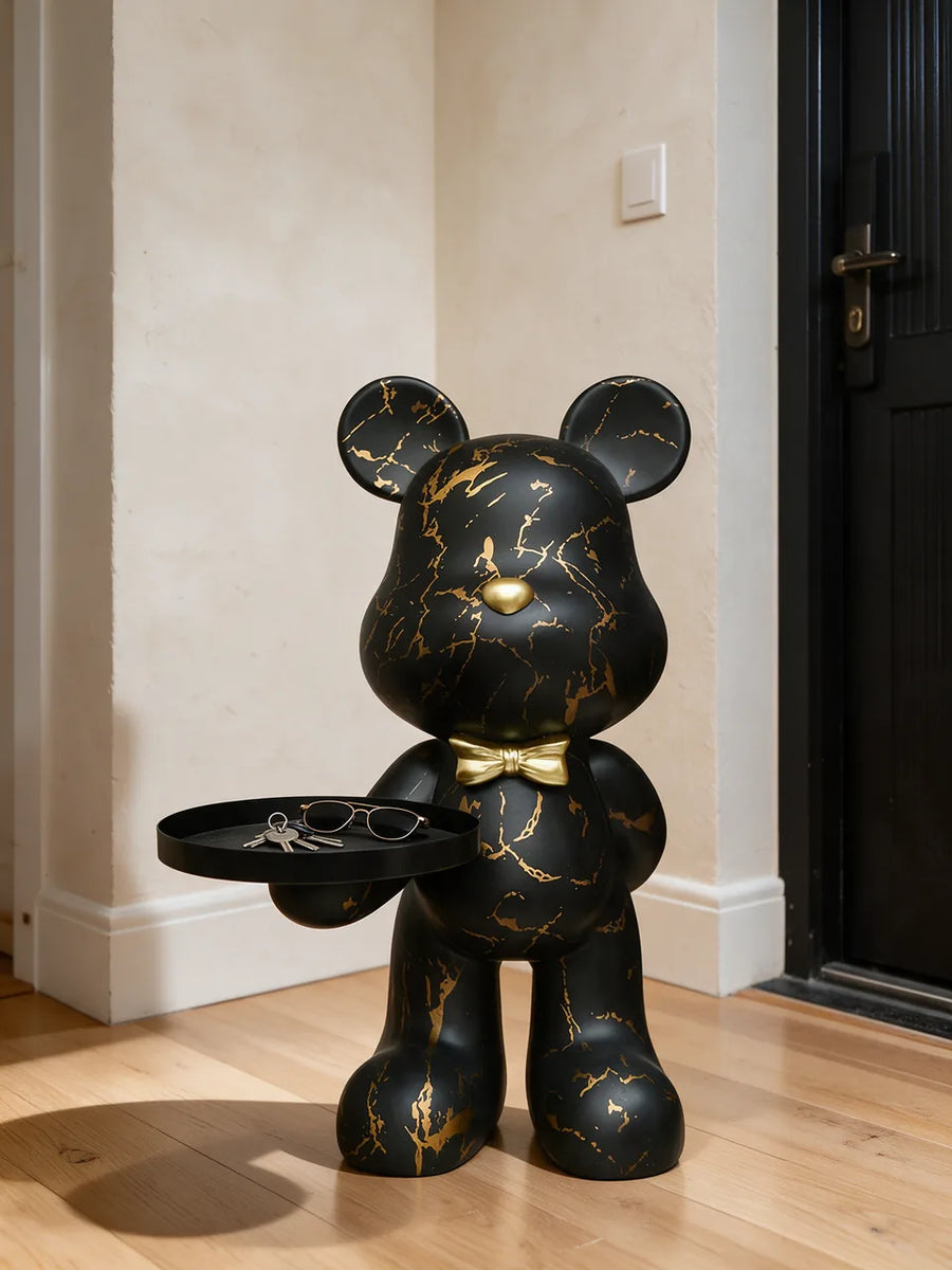 Marble Bear: In ingresso