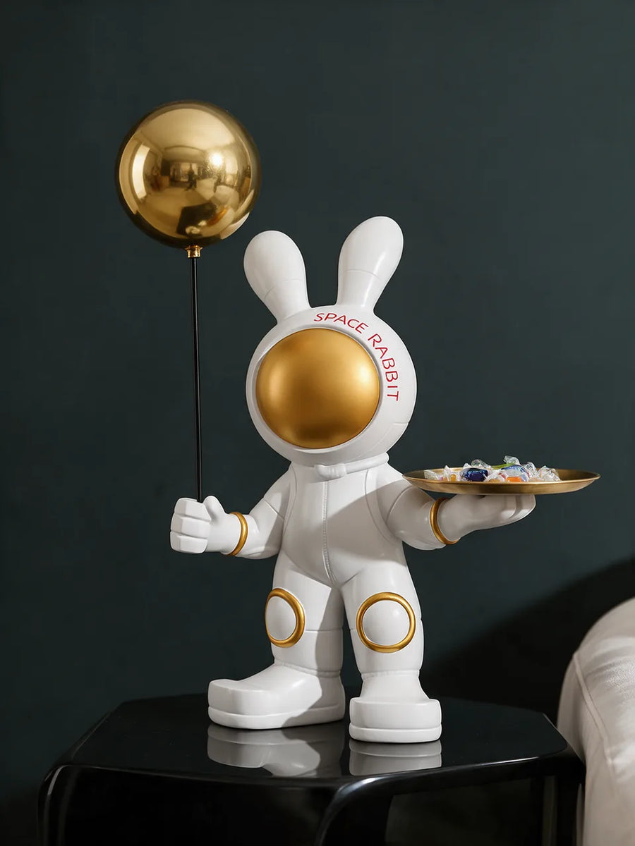 Space Rabbit: В гостиной