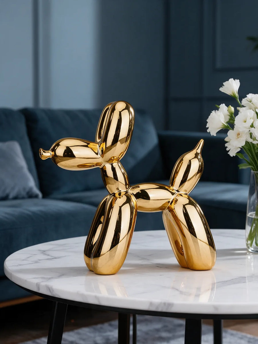 Balloon Dog: Living room