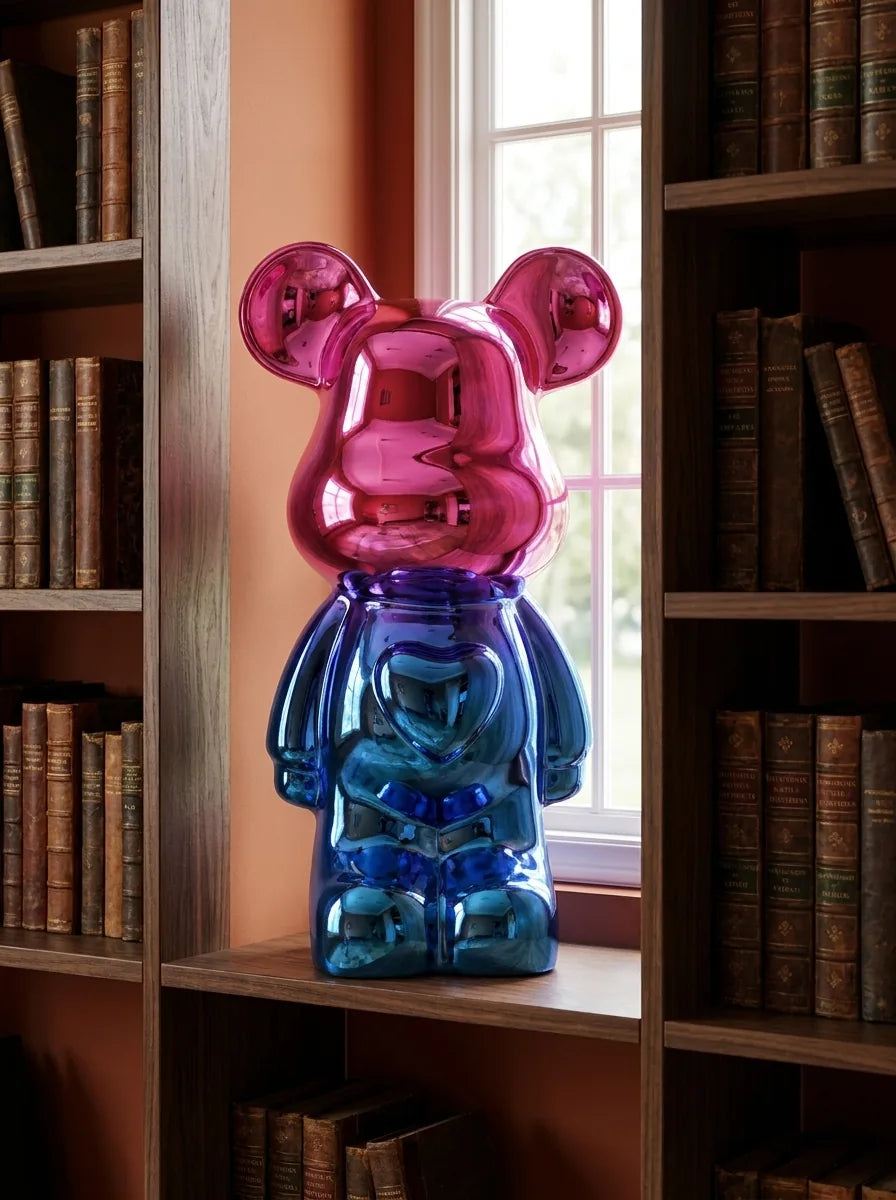 Money Bear: In biblioteca