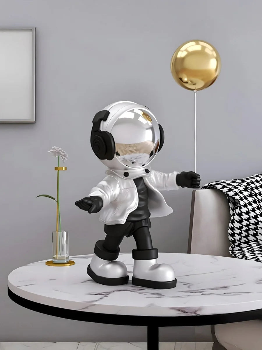 Balloon Astronaut: At home