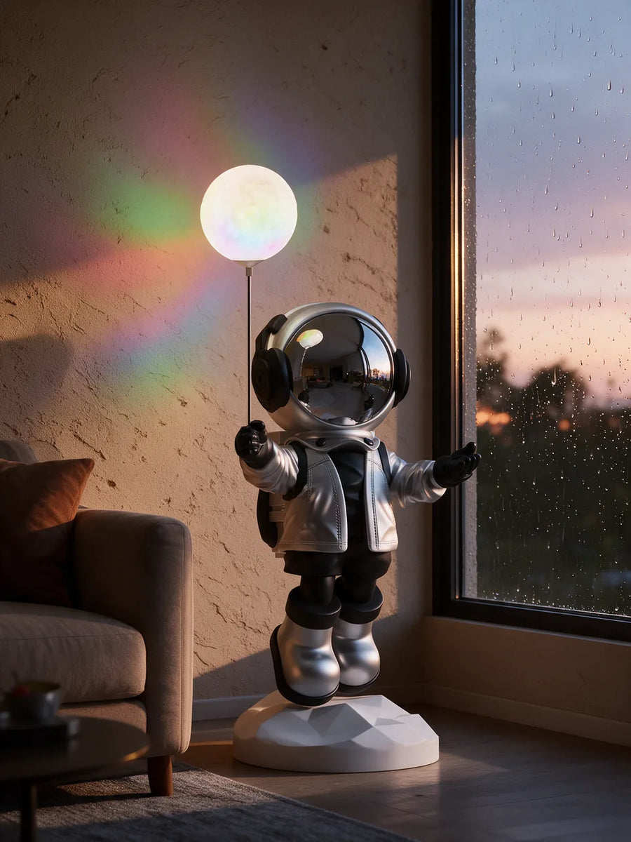 Glow Balloon Astronaut