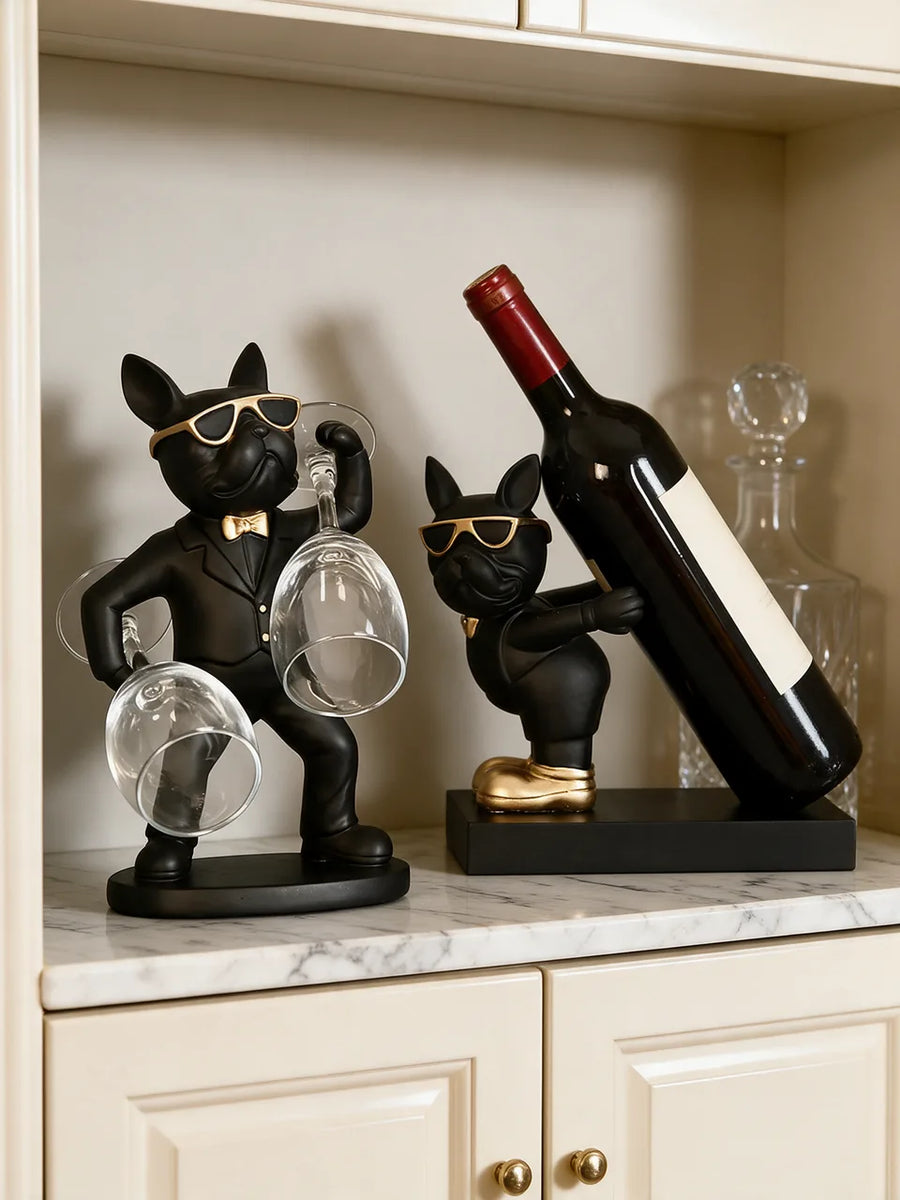 Bulldog Wine Set: Bar corner