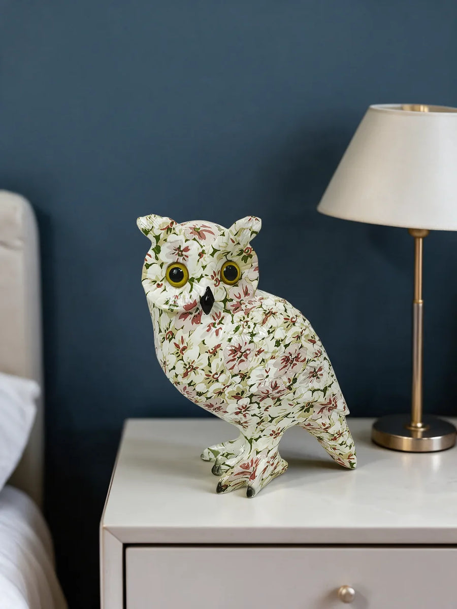 Moonlit Owl: Im Schlafzimmer