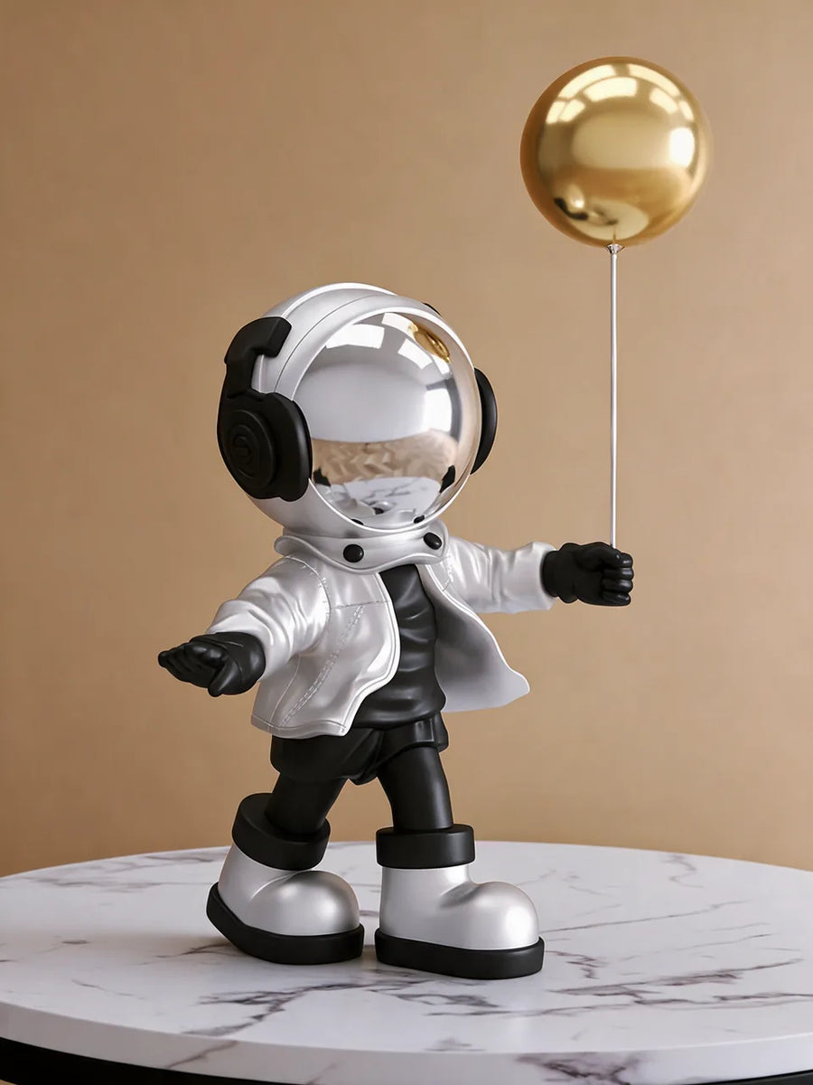 Astro Guy: الصالة