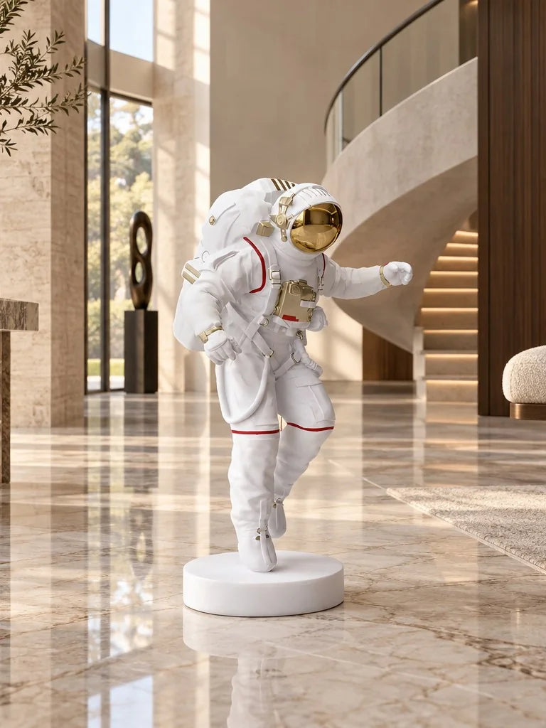 Astronaut Explorer: في المدخل