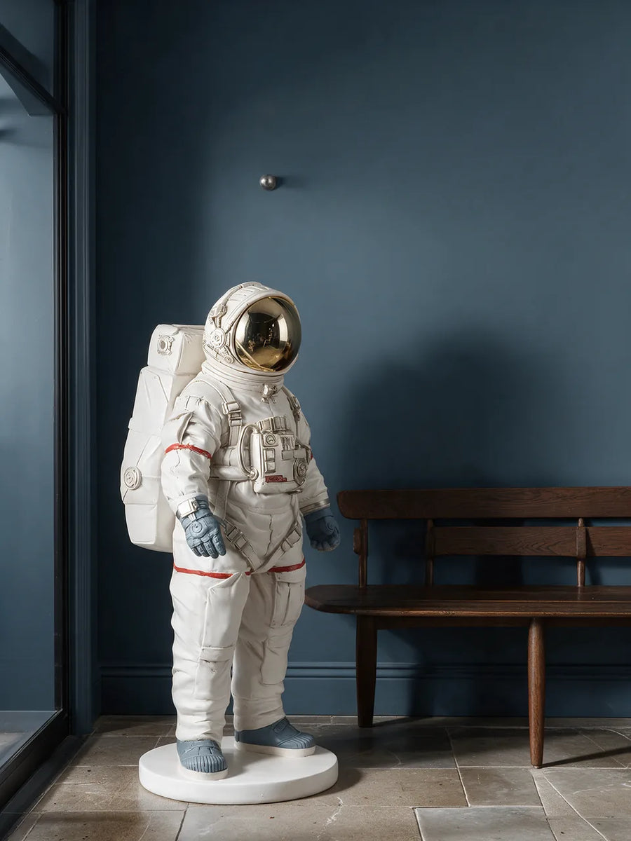 Standing Astronaut: Im Eingangsbereich