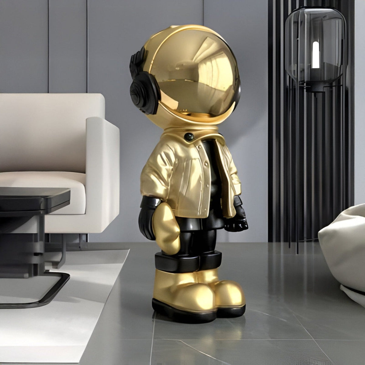 Beats Astronaut