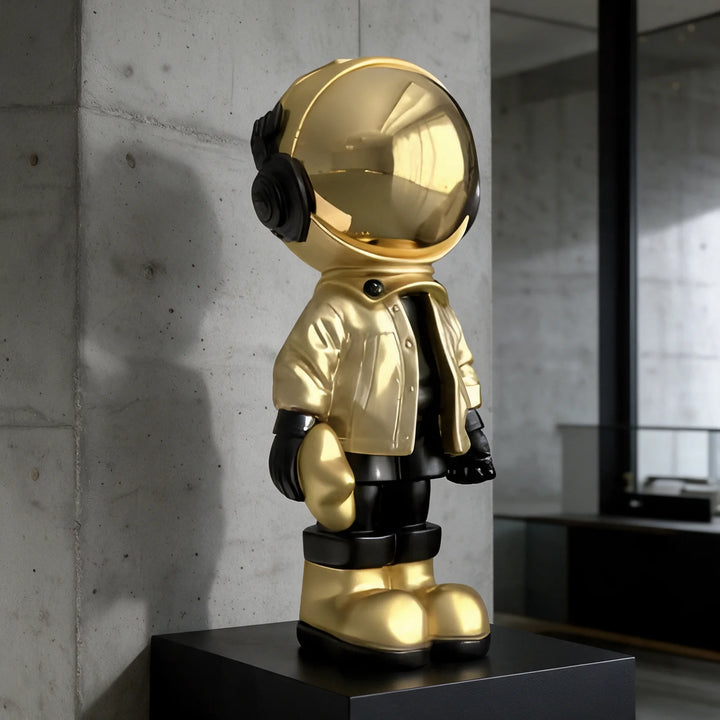 Beats Astronaut