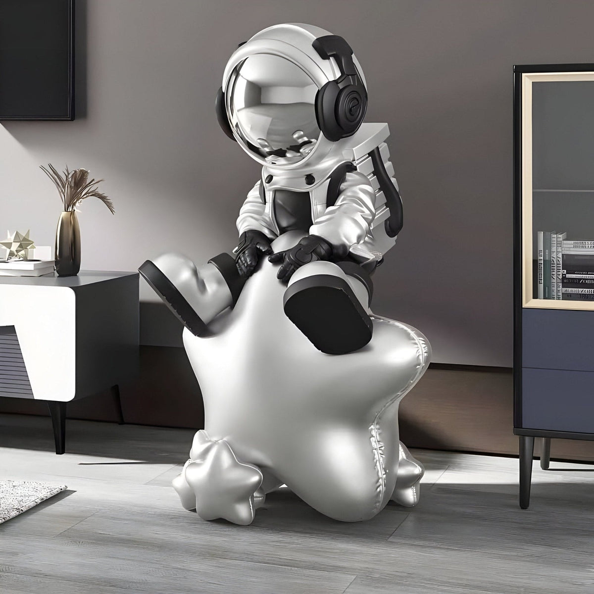 Star Beats Astronaut